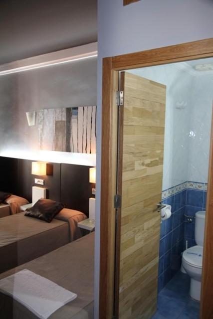 Hostal Plaza Ruiz Ceuta Exterior foto